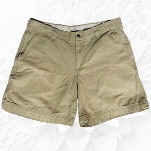 Columbia Khaki Shorts Size 35